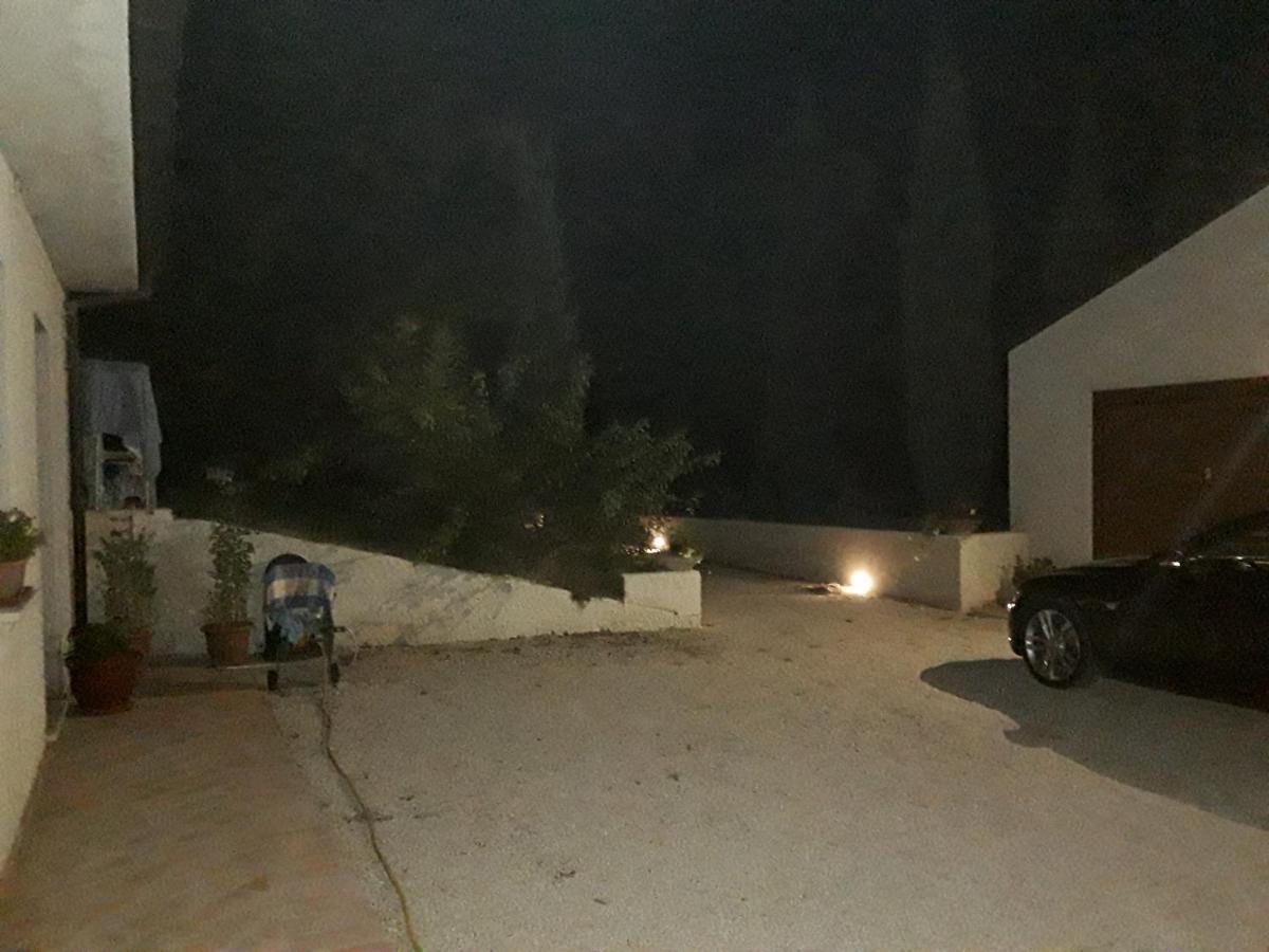 La Casa Nel Verde Larino Экстерьер фото