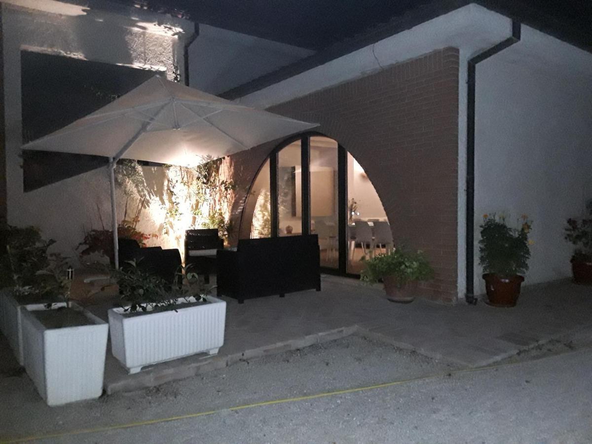 La Casa Nel Verde Larino Экстерьер фото